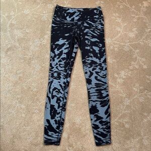Nike Black & Gray Legging, Small